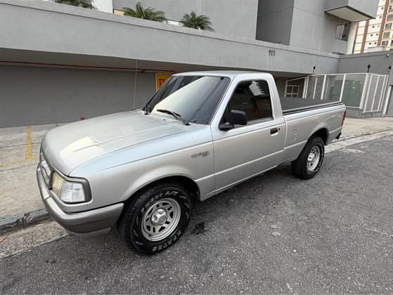 FORD RANGER 2.3 XL 4X2 CS 16V GASOLINA 2P MANUAL